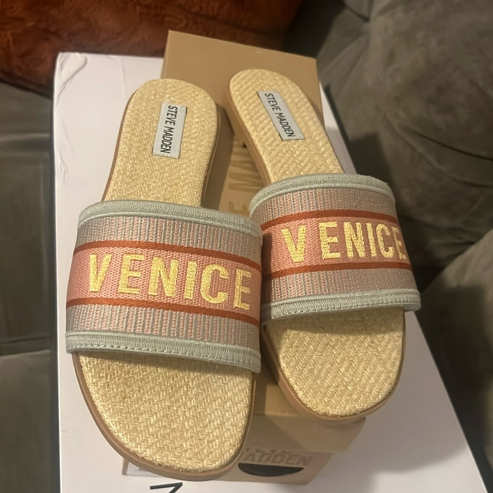 Steven Madden Sandals Sz 9.5